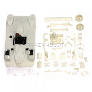 BMW V12 LMR White Racing Kit Inline